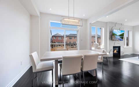 Photo 17 at 121 Alistair Crescent, Kleinburg, Vaughan