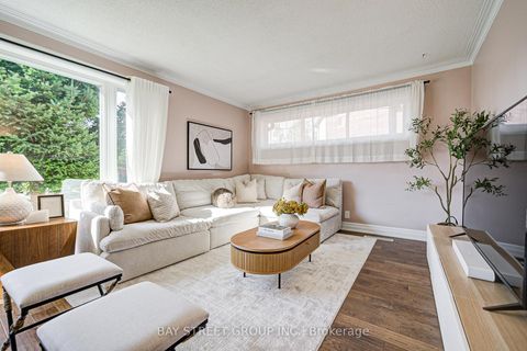 Photo 2 at 8 Shediac Road, Bendale, Toronto