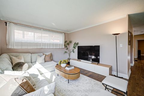 Photo 3 at 8 Shediac Road, Bendale, Toronto