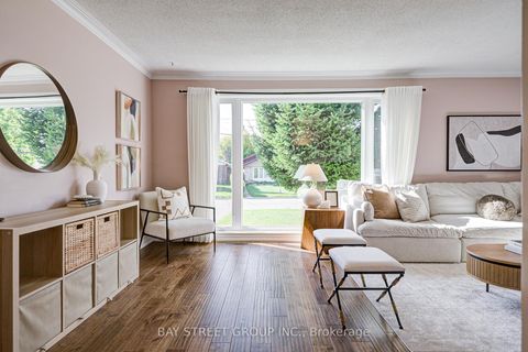 Photo 5 at 8 Shediac Road, Bendale, Toronto