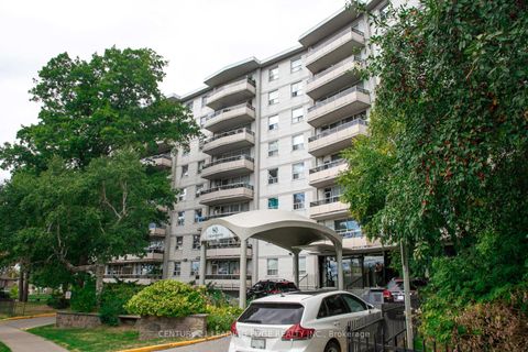 Photo 1 at 917 - 80 Grandravine Drive, York University Heights, Toronto