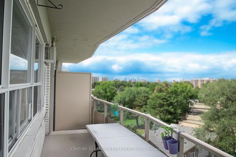 Photo 5 at 917 - 80 Grandravine Drive, York University Heights, Toronto
