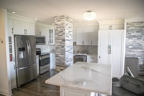 Photo 9 at 917 - 80 Grandravine Drive, York University Heights, Toronto
