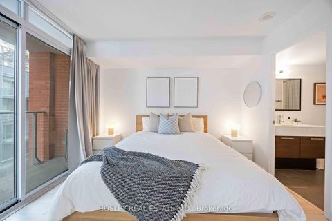 Photo 8 at 512 - 21 Nelson Street, Waterfront Communities C1, Toronto