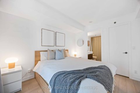 Photo 9 at 512 - 21 Nelson Street, Waterfront Communities C1, Toronto