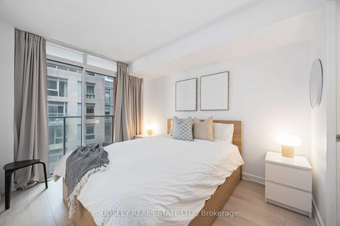 Photo 10 at 512 - 21 Nelson Street, Waterfront Communities C1, Toronto