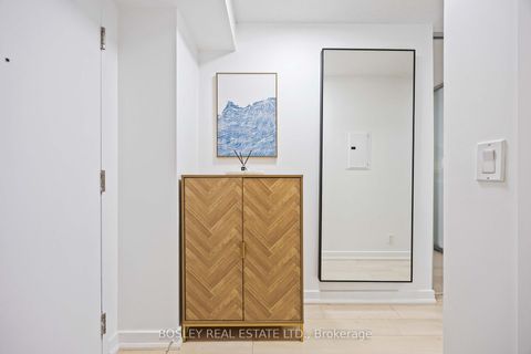 Photo 18 at 512 - 21 Nelson Street, Waterfront Communities C1, Toronto