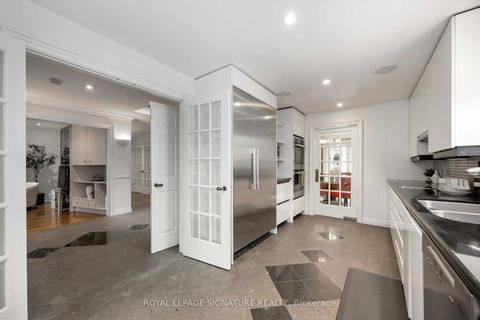 Photo 14 at 25 Harlington Road, Don Mills, Toronto