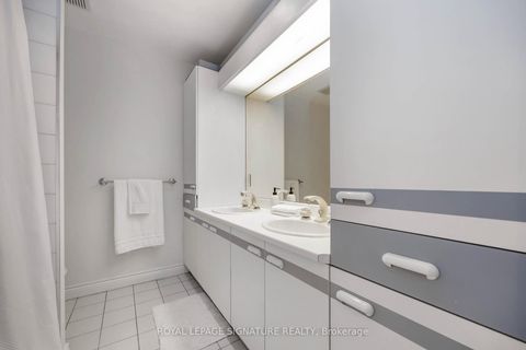 Photo 34 at 25 Harlington Road, Don Mills, Toronto