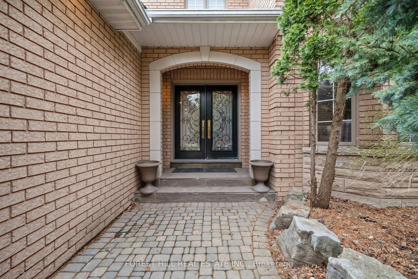 55 Direzze Court, Mill Pond, Richmond Hill 