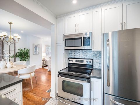 Photo 16 at 91 Eighth Street, New Toronto, Toronto