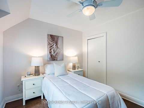 Photo 32 at 91 Eighth Street, New Toronto, Toronto