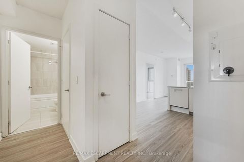 Photo 7 at 1006 - 5180 Yonge Street, Willowdale West, Toronto