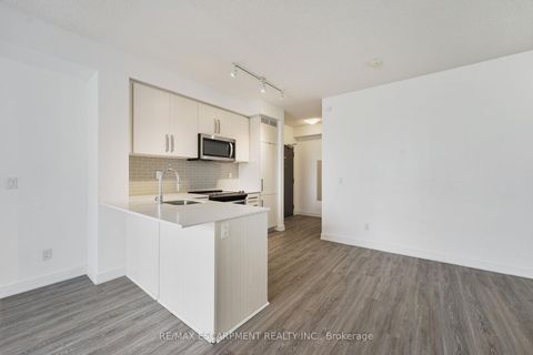 Photo 14 at 1006 - 5180 Yonge Street, Willowdale West, Toronto