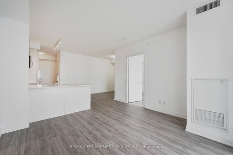 Photo 21 at 1006 - 5180 Yonge Street, Willowdale West, Toronto