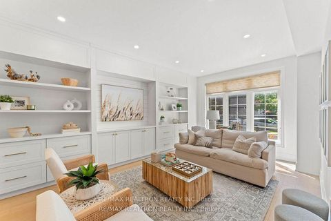 Photo 3 at 118 Pathlane Road, Langstaff, Richmond Hill