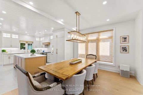 Photo 7 at 118 Pathlane Road, Langstaff, Richmond Hill