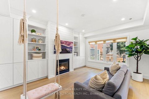 Photo 17 at 118 Pathlane Road, Langstaff, Richmond Hill