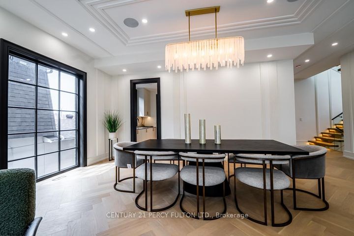 Photo 5 at 210 Homewood Avenue, Newtonbrook West, Toronto