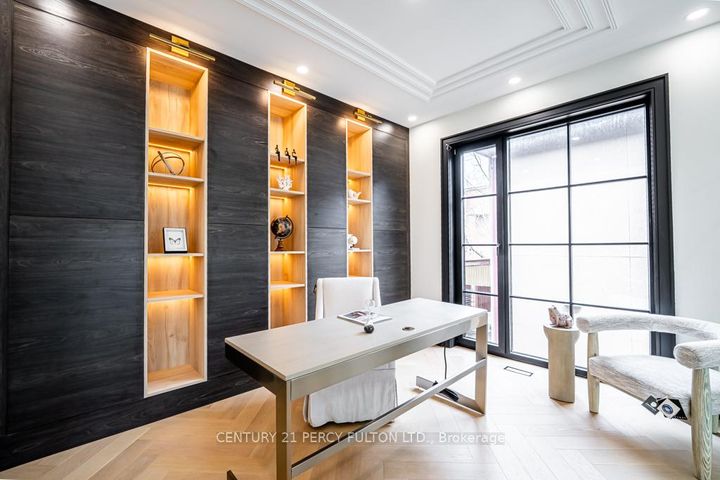 Photo 7 at 210 Homewood Avenue, Newtonbrook West, Toronto