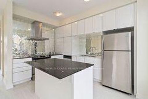 Photo 14 at 3192 Mintwood Circle, GO Glenorchy, Oakville