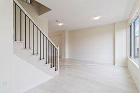 Photo 16 at 3192 Mintwood Circle, GO Glenorchy, Oakville