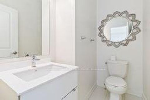 Photo 17 at 3192 Mintwood Circle, GO Glenorchy, Oakville