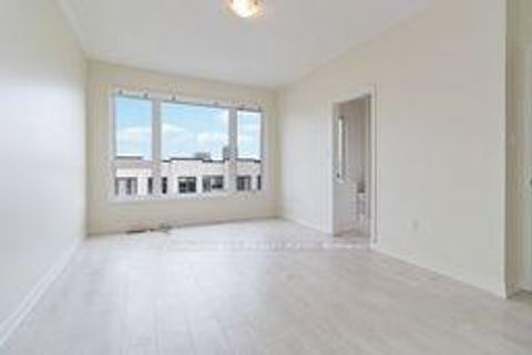 Photo 18 at 3192 Mintwood Circle, GO Glenorchy, Oakville