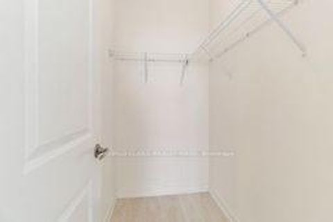 Photo 21 at 3192 Mintwood Circle, GO Glenorchy, Oakville