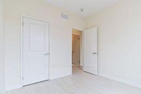 Photo 26 at 3192 Mintwood Circle, GO Glenorchy, Oakville