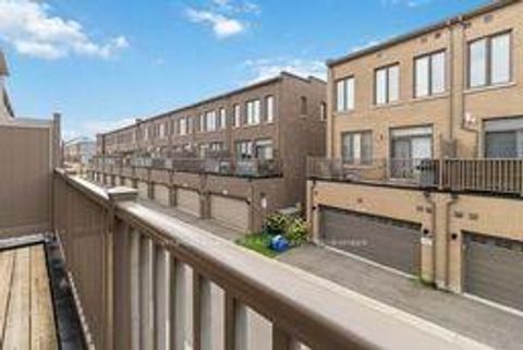 Photo 28 at 3192 Mintwood Circle, GO Glenorchy, Oakville