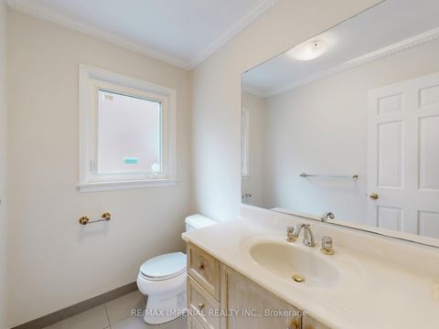 Photo 17 at 5 Creekside Road, Newtonbrook East, Toronto