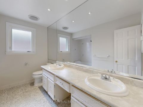 Photo 28 at 5 Creekside Road, Newtonbrook East, Toronto