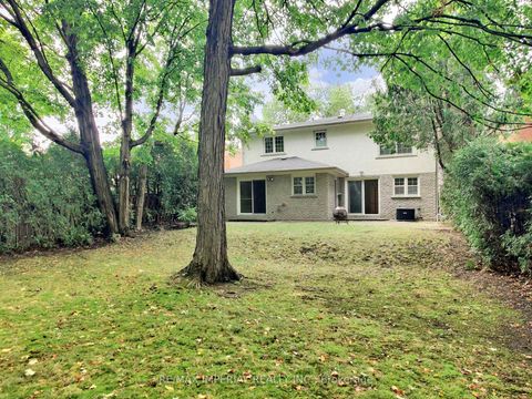 Photo 34 at 5 Creekside Road, Newtonbrook East, Toronto