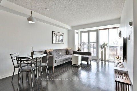 Photo 3 at 305 - 308 Palmerston Avenue, Little Italy, Toronto Photo 3 at 305 - 308 Palmerston Avenue, Little Italy, Toronto