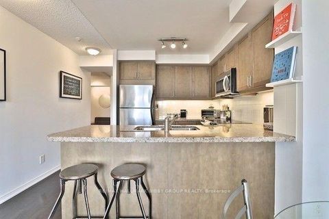 Photo 6 at 305 - 308 Palmerston Avenue, Little Italy, Toronto
