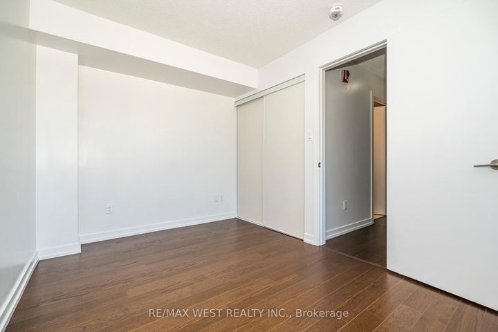 Photo 23 at 32 - 2061 Weston Road, Weston, Toronto