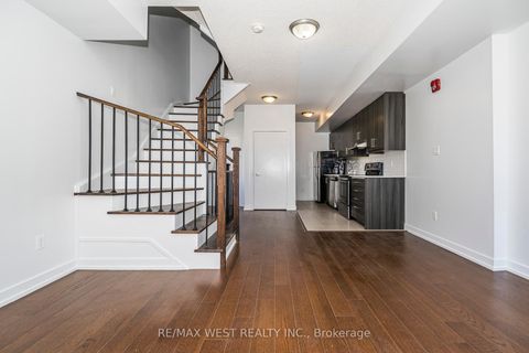 Photo 15 at 32 - 2061 Weston Road, Weston, Toronto