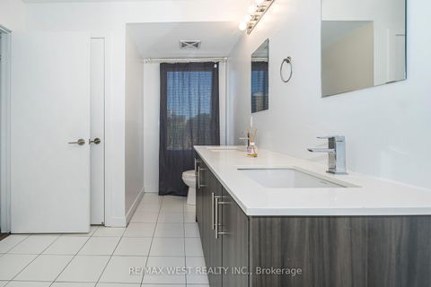 Photo 36 at 32 - 2061 Weston Road, Weston, Toronto