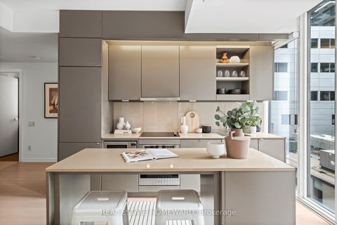 Photo 3 at 606 - 101 Peter Street, Waterfront Communities C1, Toronto