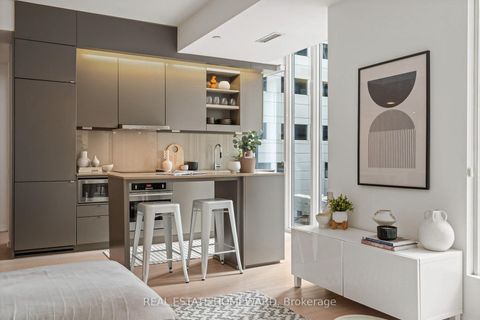 Photo 11 at 606 - 101 Peter Street, Waterfront Communities C1, Toronto