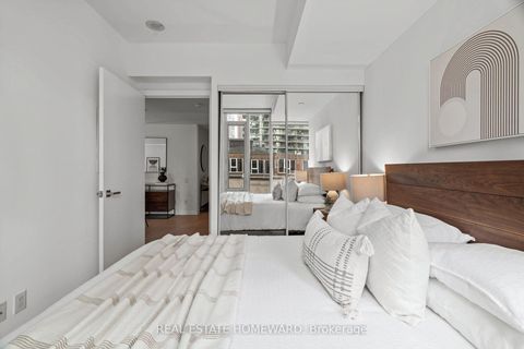 Photo 15 at 606 - 101 Peter Street, Waterfront Communities C1, Toronto