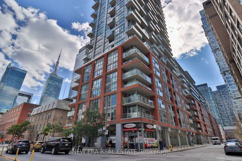 Photo 1 at 411 - 126 Simcoe Street, Waterfront Communities C1, Toronto