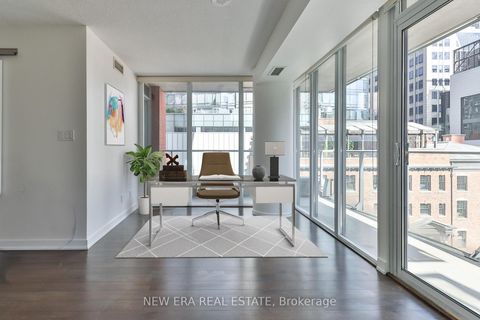 Photo 5 at 411 - 126 Simcoe Street, Waterfront Communities C1, Toronto