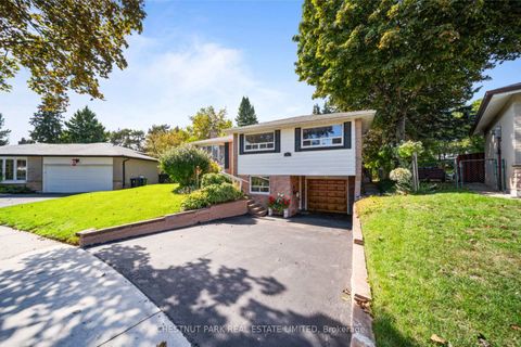 Photo 1 at 14 Sealstone Terrace, Morningside, Toronto