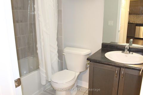 Photo 6 at 17 - 6 Bicknell Avenue, Eglinton West, Toronto