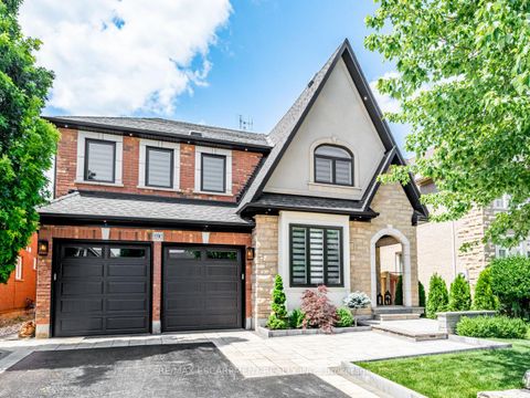 Photo 2 at 3390 Fox Run Circle, BR Bronte, Oakville