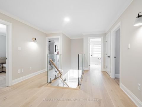Photo 18 at 3390 Fox Run Circle, BR Bronte, Oakville