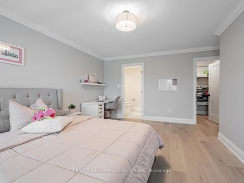 Photo 27 at 3390 Fox Run Circle, BR Bronte, Oakville