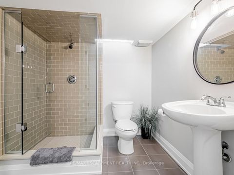 Photo 36 at 3390 Fox Run Circle, BR Bronte, Oakville